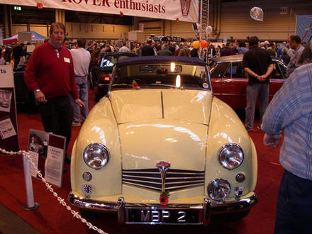 Bilen visades upp p NEC i Birmingham i november 2003.