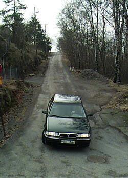 <I> En Rover 414 GSi fotograferad på Gränsgatan mellan Göteborg och Mölndal</I>