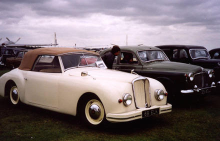 <I>Graber Tourer at Rover Millenium Rally 2000. </I>