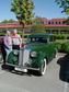 Ronnie Jensen med hustru och Rover 14 frn 1939