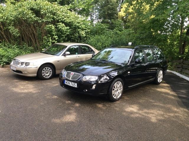 Rover 75 Sedan 1.8T Connoisseur 2004 och Rover 75 Tourer V6 Contemporary 2005.