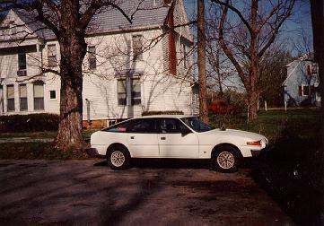 <I>Där här bilden har tagits av Clay Pierce i USA. Det är hans egen bil, en SD1 V8 från 1980.</I>