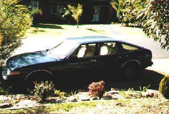 <I>Mark Benson in Australia found this 1981 SD1 rusting in a backyard about 2 years ago.
It's changed a bit since then </I>:-)