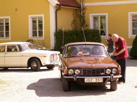 <I>Rallystart, Jan Jern, past secratary, skickar ivg Mats Johansson frn Vetlanda och en av de tyska vnnerna vntar p sin tur</I>
